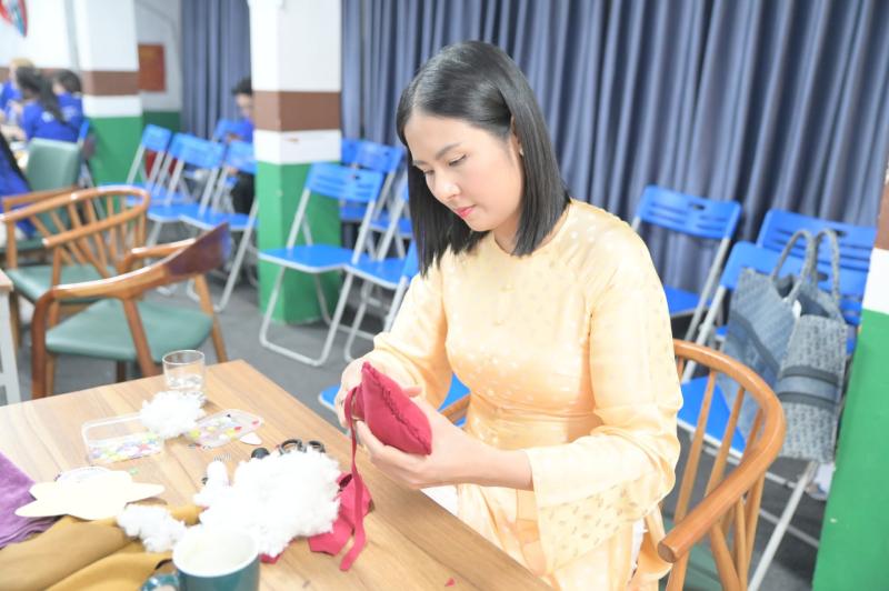 Hoa hậu Việt lấy chồng làm Bộ Ngoại giao, chuyện tình bắt đầu ở Ai Cập- Ảnh 3.