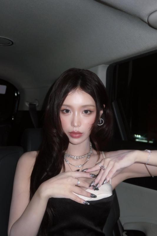 Mỹ nhân Hàn làm ca sĩ ở Việt Nam 10 năm không yên ổn: Đổi 2 công ty quản lý, danh tiếng trồi sụt thất thường- Ảnh 3.