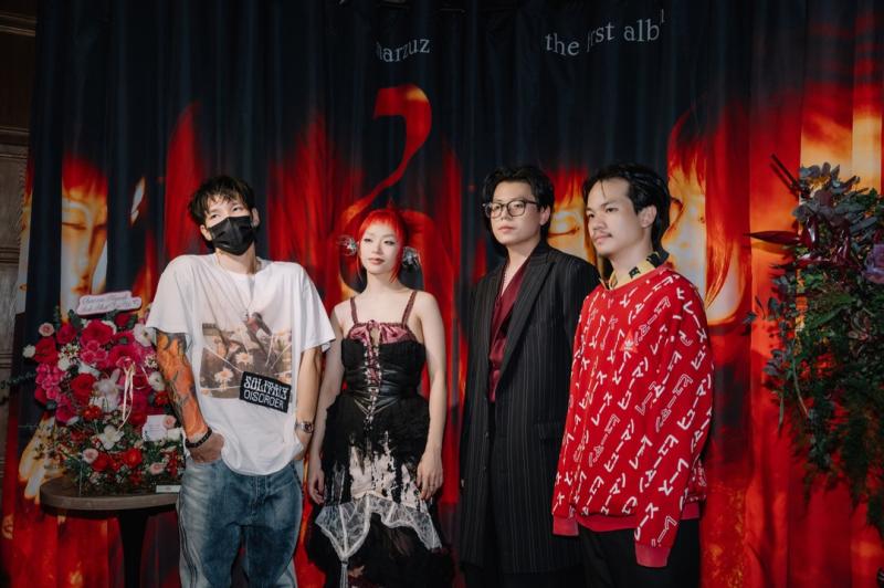 Mỹ nhân duy nhất có khả năng "gom" cả dàn sao top 1 streaming Việt Nam: 12 tuổi đã nổi tiếng, con nhà nòi chính hiệu - Ảnh 3.