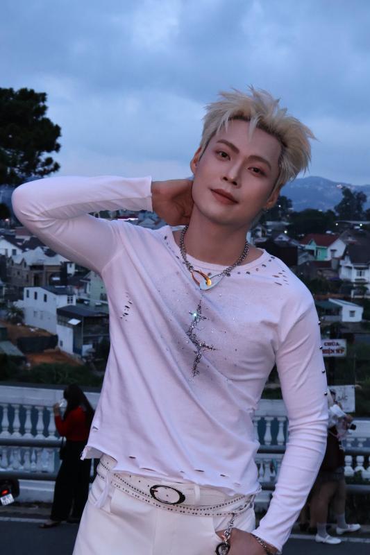 Nam ca sĩ Việt hát ballad 1 lần leo thẳng top 1 cả nước, quyết tâm xóa hoài nghi sau nhiều năm loay hoay- Ảnh 6.