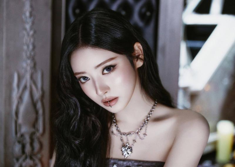 Đệ nhất mỹ nhân showbiz thế hệ mới đẹp như tượng tạc vẫn không hài lòng khán giả, lộ dấu vết hút mỡ gây sốc - Ảnh 3.