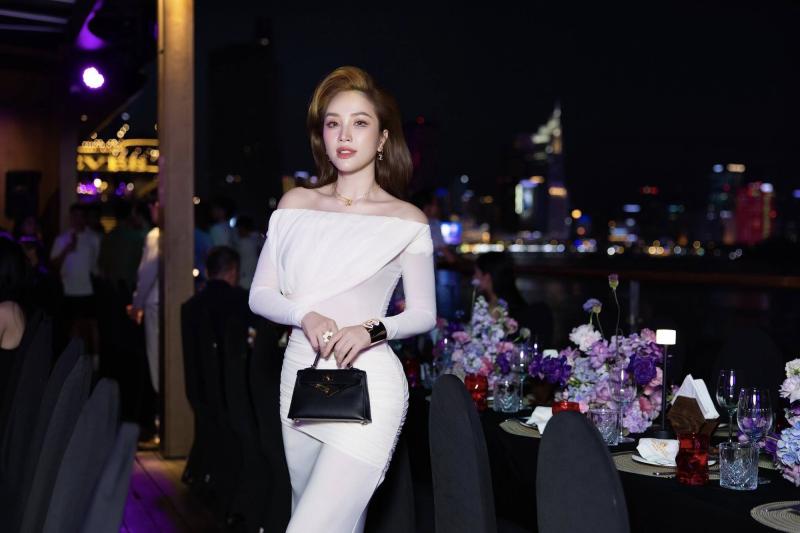 Việt Nam có công chúa showbiz nổi tiếng cả nước: Hit quốc dân ai cũng thuộc,  hủy cả album vì sợ bị chê- Ảnh 4.