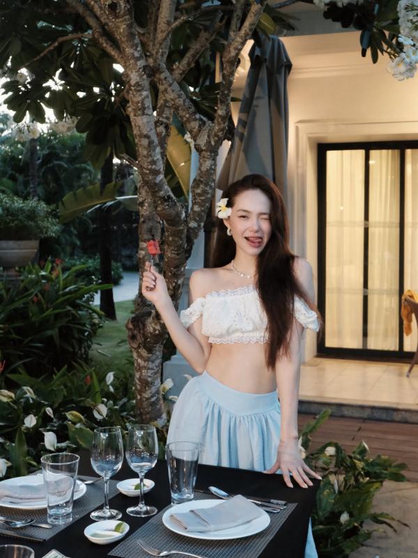 Nhan sắc nóng bỏng của nữ nghệ sĩ sinh con trai cho đại gia dệt may- Ảnh 2.