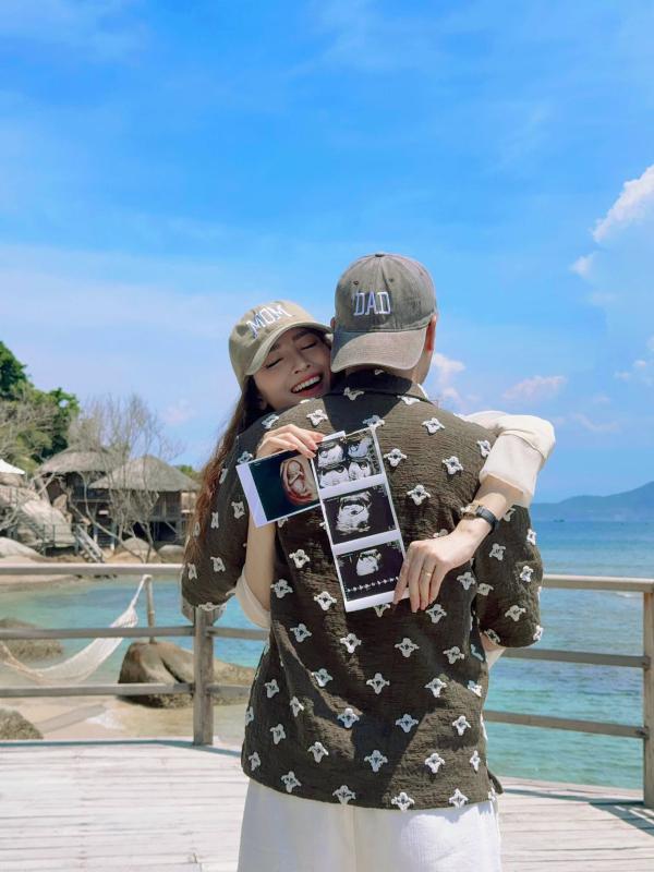 MC quen mặt trên VTV xác nhận mang thai con đầu lòng - Ảnh 1.