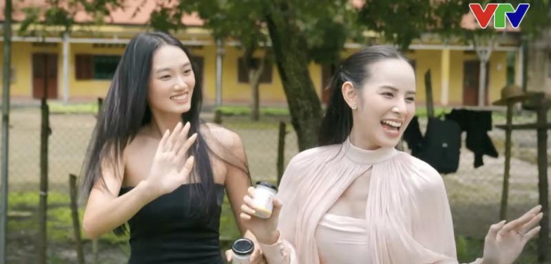 5 mỹ nhân có nụ cười đẹp nhất Việt Nam: Minh Hằng xếp sau Lan Ngọc, hạng 1 rạng rỡ hơn cả mặt trời- Ảnh 4. 5 mỹ nhân có nụ cười đẹp nhất Việt Nam: Minh Hằng xếp sau Lan Ngọc, hạng 1 rạng rỡ hơn cả mặt trời- Ảnh 4.