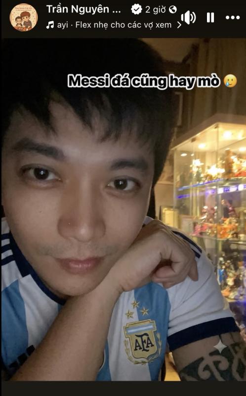Ca sĩ Tim tiếp tục "đổ thêm dầu vào lửa", đăng ảnh AI về Messi giữa tâm bão chỉ trích- Ảnh 2.