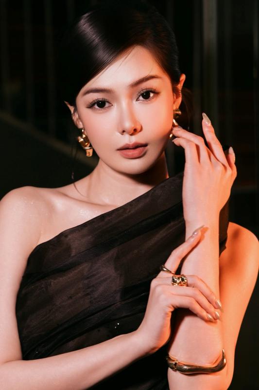 Vợ Anh Đức bị chê vô duyên- Ảnh 4.