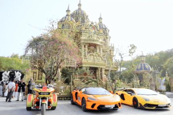Lâu đài sáng nhất Nghệ An- Ảnh 2.