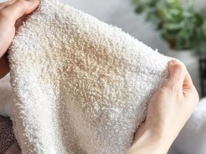 Bác sĩ da liễu cảnh báo đến tất cả những người đang dùng khăn mặt!