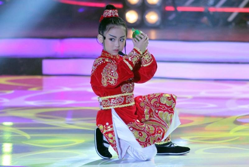 Mỹ nhân Việt mới 18 tuổi đã bị đòi giải nghệ để đi thi Hoa hậu: Nhan sắc thần thánh mê hoặc 4 triệu fan- Ảnh 3.