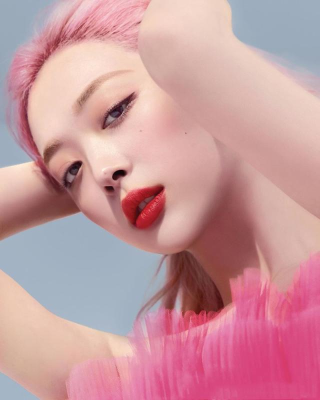 4 trụ cột nhan sắc showbiz: Sang chảnh cỡ Jennie vẫn chịu thua "nhan sắc ngàn năm có một"- Ảnh 12.