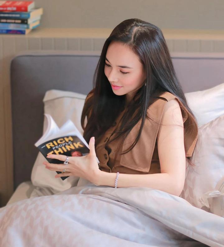 Mỹ nhân màn ảnh từng là thủ khoa Báo chí, Hoa khôi Tây Đô giờ ra sao?- Ảnh 4.