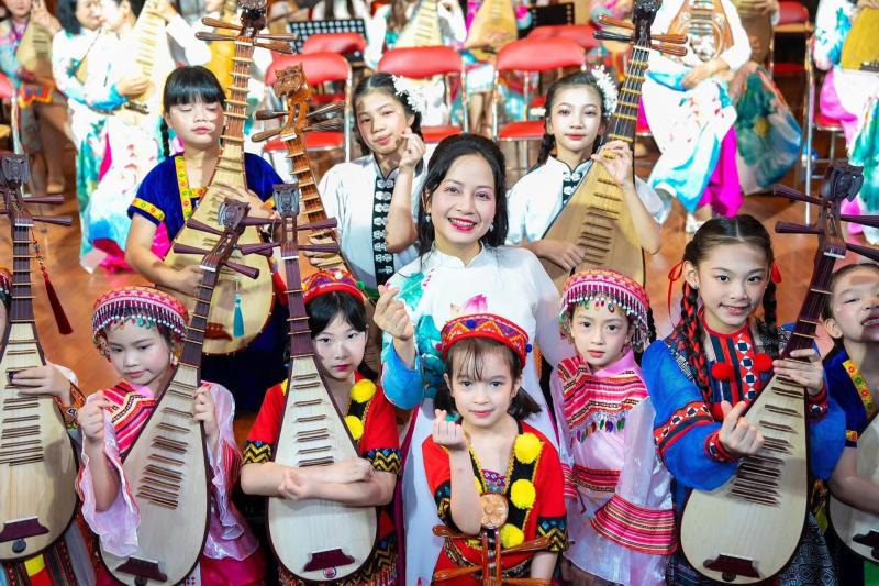 Mỹ nhân đẹp nhất Phía Trước Là Bầu Trời trẻ mãi không già sau 20 năm, bỏ nghề sống cô độc ở tuổi 40 - Ảnh 7. Mỹ nhân đẹp nhất Phía Trước Là Bầu Trời trẻ mãi không già sau 20 năm, bỏ nghề sống cô độc ở tuổi 40 - Ảnh 7.