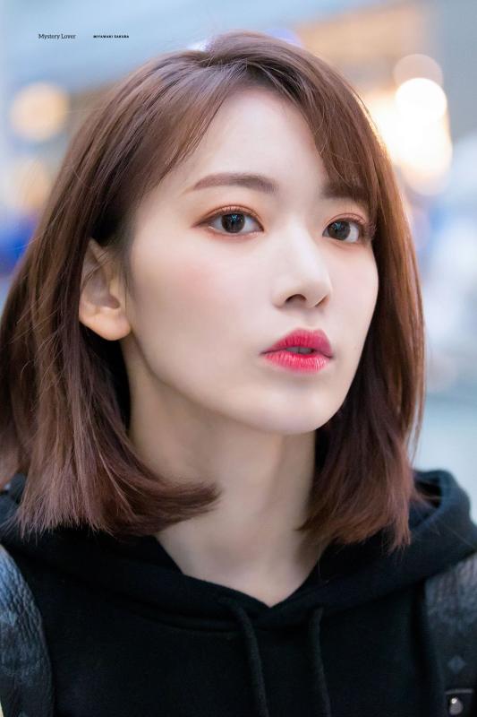 4 trụ cột nhan sắc showbiz: Sang chảnh cỡ Jennie vẫn chịu thua "nhan sắc ngàn năm có một"- Ảnh 16.