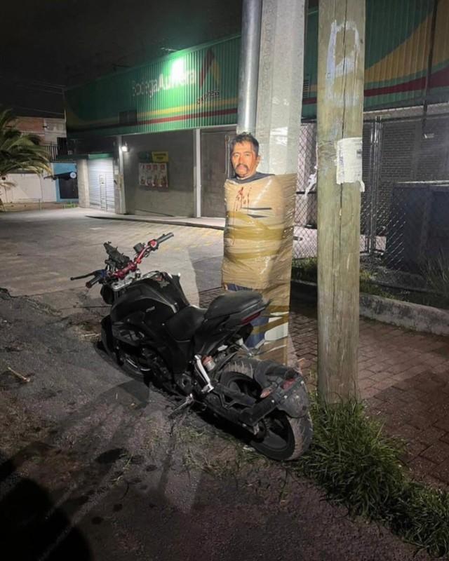 Xuất hiện "Batman đời thực" ở Mexico chuyên trừng trị trộm cướp theo phong cách siêu anh hùng- Ảnh 2.