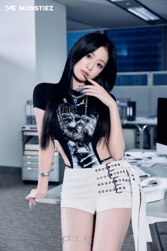 Ngỡ ngàng trước vòng 1 khác lạ của công chúa showbiz, 2 năm đi hát lột xác thành mỹ nhân quyến rũ- Ảnh 7.