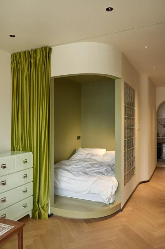 Ai cũng chê căn hộ 37m² quá chật, cặp vợ chồng trẻ lại chi hơn 1,4 tỷ đồng cải tạo và nhận về kết quả ngoài mong đợi- Ảnh 7.
