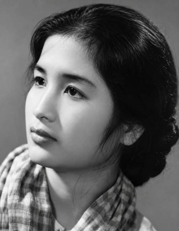 Nữ NSND đẹp nhất Việt Nam một thời: Cả đời chỉ yêu 1 người, U90 sống trong căn hộ ở TP.HCM một mình- Ảnh 2.