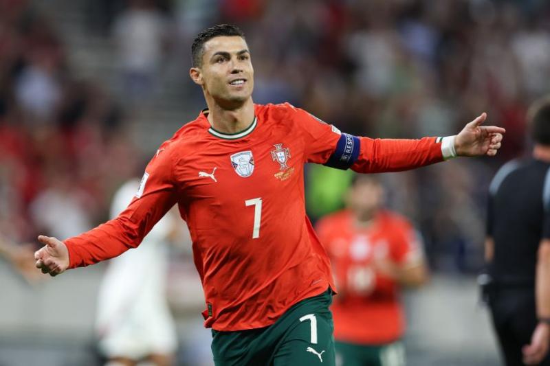 Nhiều người chưa biết: Ronaldo ghi 15 bàn là Ronaldo nhưng không phải Ronaldo? - Ảnh 3.