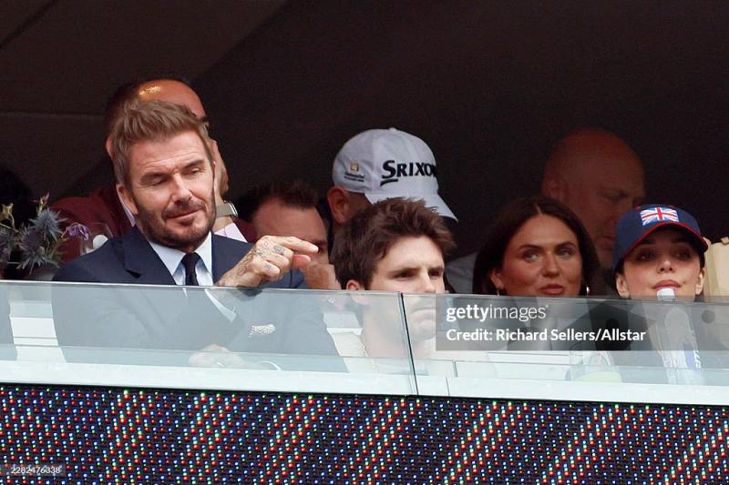 Beckham phong độ lịch lãm cũng phải cau mày thất vọng về tuyển Anh khi bị Ghana cầm hoà  - Ảnh 2.