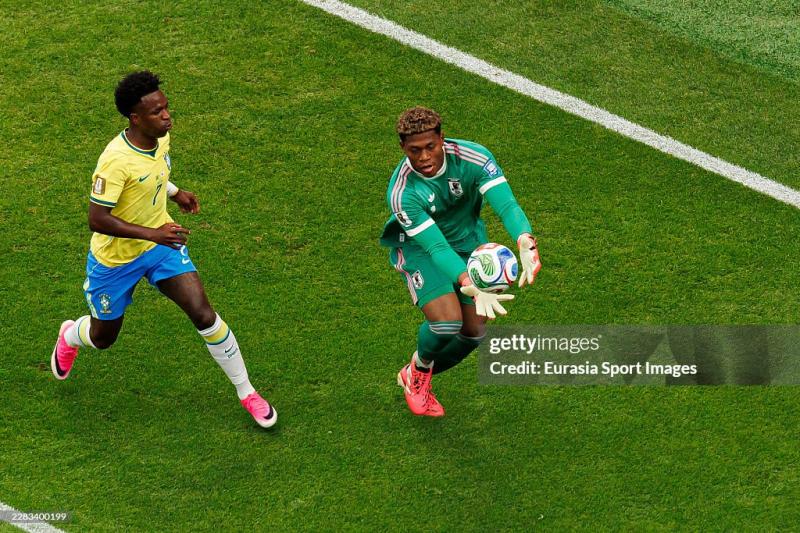 Zion Suzuki là ai? "Người nhện" khuấy đảo World Cup, khiến dàn sao Brazil cũng phải bất lực- Ảnh 3.
