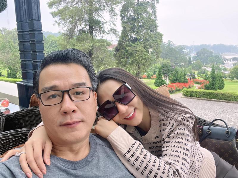 Chuyện tình chóng vánh của mỹ nhân Việt với doanh nhân hơn 13 tuổi: Đám cưới rình rang, rạn nứt sau vài tháng chung sống- Ảnh 4.