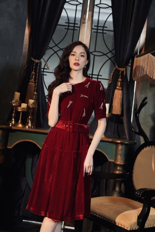 Mỹ nhân đẹp không góc chết của màn ảnh Việt và 3 năm sống kín tiếng gây tò mò- Ảnh 4. Mỹ nhân đẹp không góc chết của màn ảnh Việt và 3 năm sống kín tiếng gây tò mò- Ảnh 4.