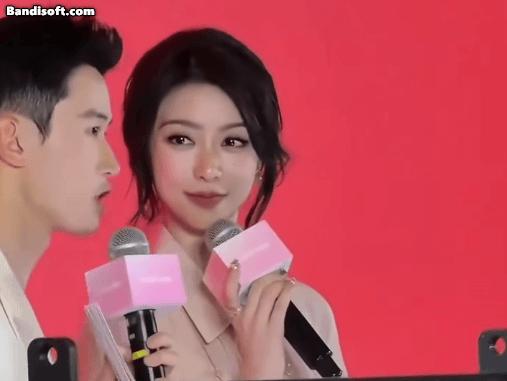 Sống mấy chục năm chưa thấy ai có đôi mắt đẹp vậy: Long lanh như mặt hồ đón nắng, hồ ly có thật trên đời- Ảnh 2. Sống mấy chục năm chưa thấy ai có đôi mắt đẹp vậy: Long lanh như mặt hồ đón nắng, hồ ly có thật trên đời- Ảnh 2.