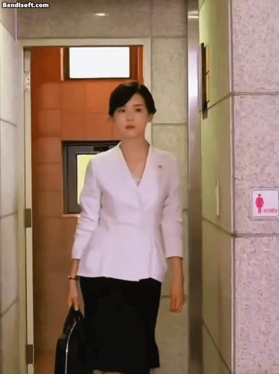 Khó tin mỹ nhân có gu thời trang đi trước thời đại 13 năm: Visual sang xịn sáng choang màn hình, đẹp gì mà đẹp dữ- Ảnh 4. Khó tin mỹ nhân có gu thời trang đi trước thời đại 13 năm: Visual sang xịn sáng choang màn hình, đẹp gì mà đẹp dữ- Ảnh 4.