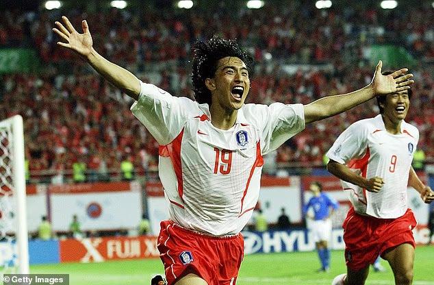 6 cú sốc lớn nhất lịch sử World Cup: Argentina của Messi thua Ả Rập Xê Út, đội bóng tí hon Cape Verde tạo địa chấn trước Tây Ban Nha - Ảnh 6.