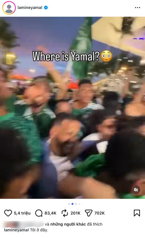 Lamine Yamal đáp trả cực gắt fan Saudi Arabia, hôn bạn gái hơn tuổi ngọt ngào sau lần đầu tiên ghi bàn ở World Cup - Ảnh 1.