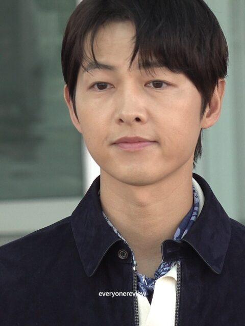 Chẳng ai muốn tin đây là Song Joong Ki- Ảnh 2.