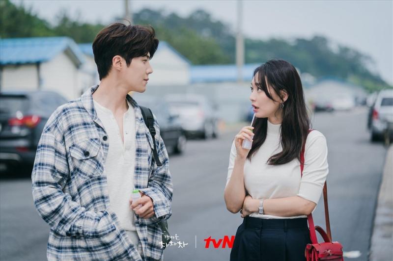 Hồ ly tinh mà có thật chính là mang gương mặt này: Càng nhìn càng hút hồn, 16 năm vẫn không chịu già- Ảnh 8.