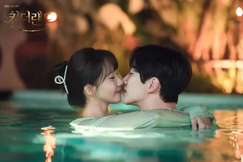 5 lần phim Hàn chứng minh chỉ cần dàn cast thần sầu, kịch bản dở mấy cũng thành công- Ảnh 7.
