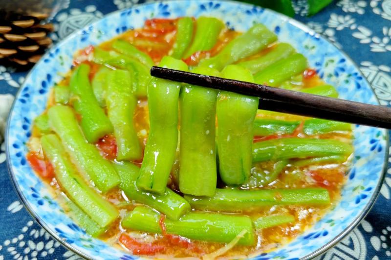 Không phải dưa hấu hay các món chè, đây là 3 món ăn bạn nên nấu trong bữa cơm ngày hè nóng bức vì rẻ mà ngon- Ảnh 3.