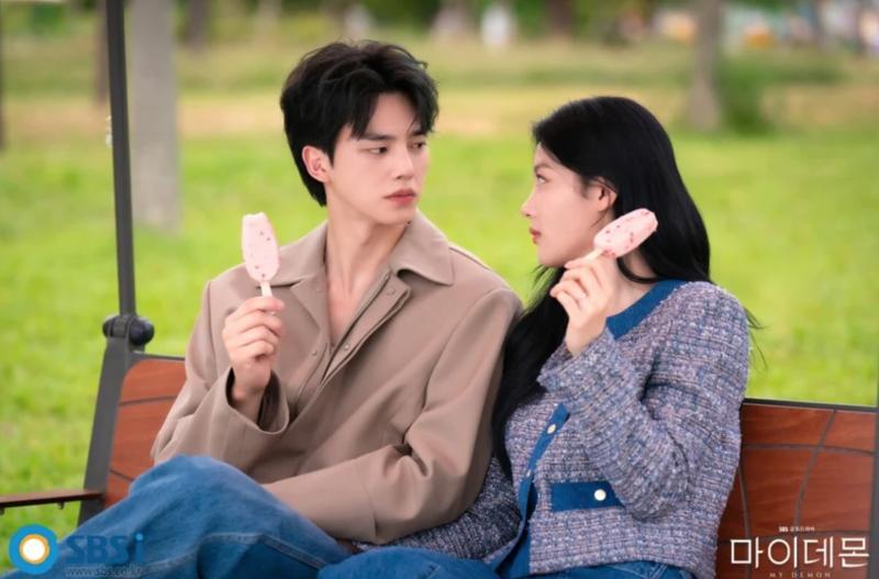 5 lần phim Hàn chứng minh chỉ cần dàn cast thần sầu, kịch bản dở mấy cũng thành công- Ảnh 8.