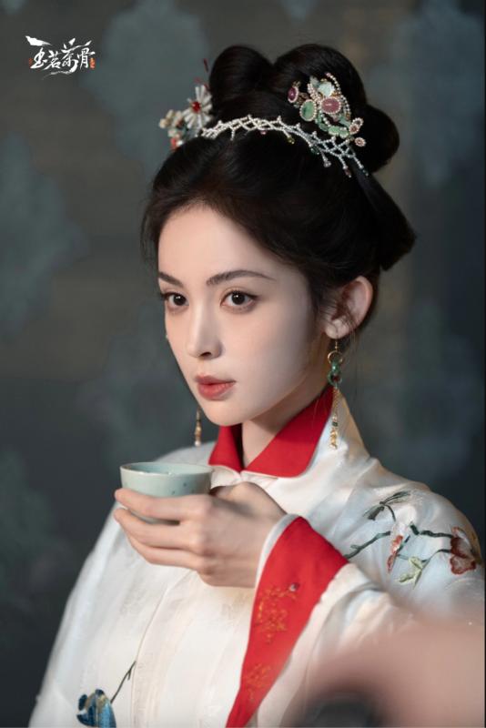 5 mỹ nhân cổ trang đẹp nhất Trung Quốc 5 năm qua: Lưu Diệc Phi có vượt qua bản sao của mình?- Ảnh 10. 5 mỹ nhân cổ trang đẹp nhất Trung Quốc 5 năm qua: Lưu Diệc Phi có vượt qua bản sao của mình?- Ảnh 10.