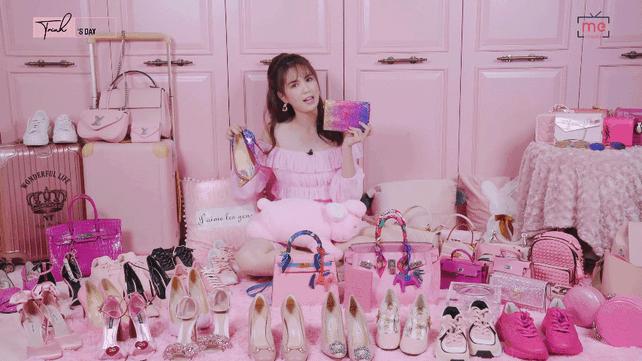 Từng chi chục tỷ sắm đồ hiệu chẳng cần nghĩ, Ngọc Trinh nay thừa nhận: "Giờ có việc kiếm tiền là mừng"- Ảnh 5.