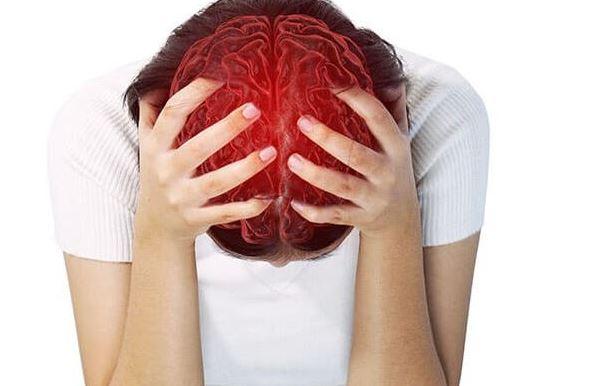 Người đàn ông 48 tuổi đột ngột tử vong trong đêm: 5 việc chớ nên làm vào buổi tối - Ảnh 2.