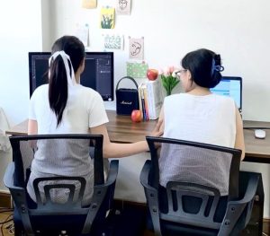 Nữ nhân viên văn phòng tuổi 20 ngày nào cũng nghe thấy những lời chửi rủa trong đầu, bác sĩ tiết lộ sự thật…