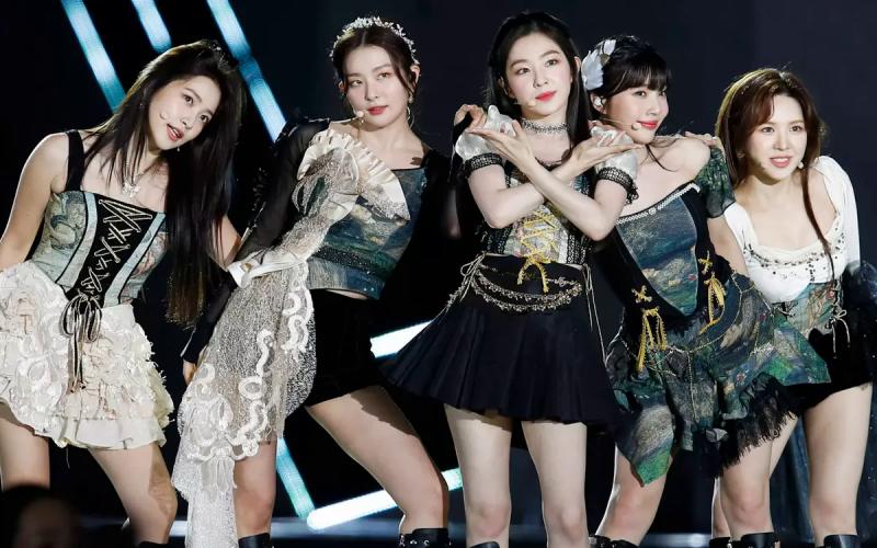 Red Velvet trở lại với album mới và fan concert vào tháng 8 - Ảnh 1.