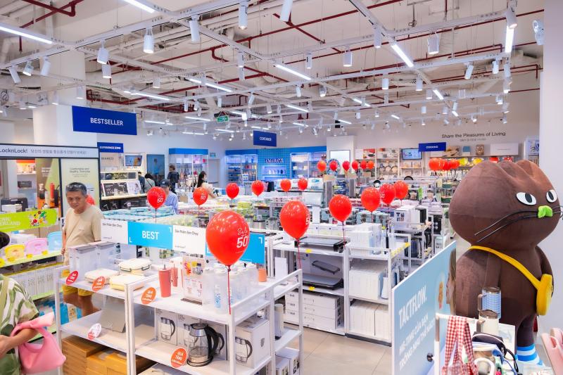 Tận hưởng End of Season Sale tại Crescent Mall: 3 ngày vàng cho hội xê dịch, lên đời vali du lịch với giá trong mơ!- Ảnh 5.