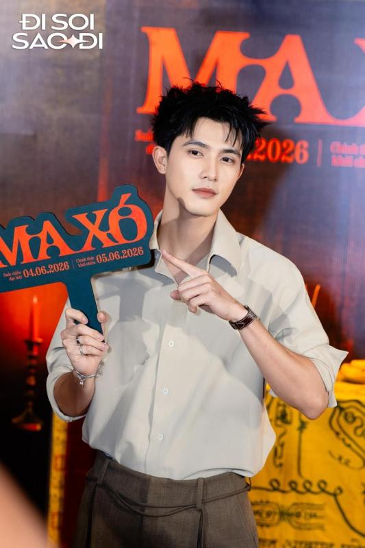 Thảm đỏ HOT nhất hôm nay: Minh Hằng - Uyển Ân xinh sang hết nấc, 1 mỹ nhân đẹp bùng nổ át vía cả dàn sao - Ảnh 9.