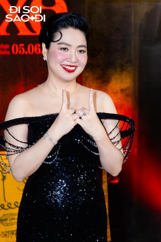 Thảm đỏ HOT nhất hôm nay: Minh Hằng - Uyển Ân xinh sang hết nấc, 1 mỹ nhân đẹp bùng nổ át vía cả dàn sao - Ảnh 5.