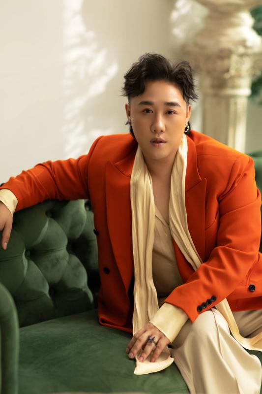 Câu trả lời cho việc Trung Quân và Châu Đăng Khoa vắng mặt show Chông Gai, HLV Rap Việt không áp lực khi trở thành Anh Tài- Ảnh 1. Câu trả lời cho việc Trung Quân và Châu Đăng Khoa vắng mặt show Chông Gai, HLV Rap Việt không áp lực khi trở thành Anh Tài- Ảnh 1.