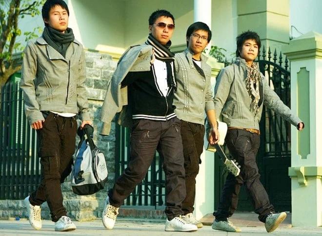 Ca sĩ Việt duy nhất hát nhạc World Cup: Thi đâu thắng đó, 19 tuổi đã đứng chung với dàn sao quốc tế- Ảnh 3.
