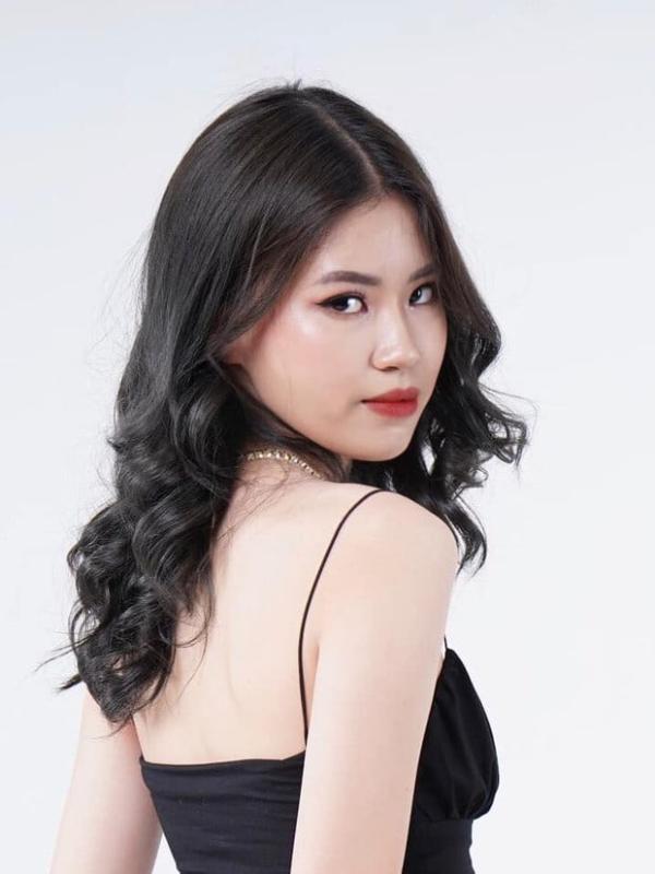 Mỹ nhân Việt trăm tỷ "ế show" phải đi thi Hoa hậu, sắc vóc lột xác đến mức nhận không ra - Ảnh 4.