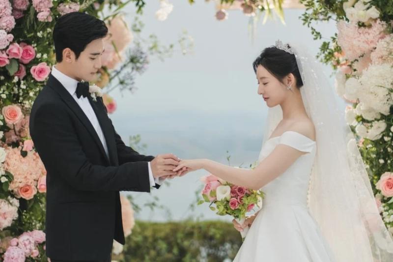 5 lần phim Hàn chứng minh chỉ cần dàn cast thần sầu, kịch bản dở mấy cũng thành công- Ảnh 5.