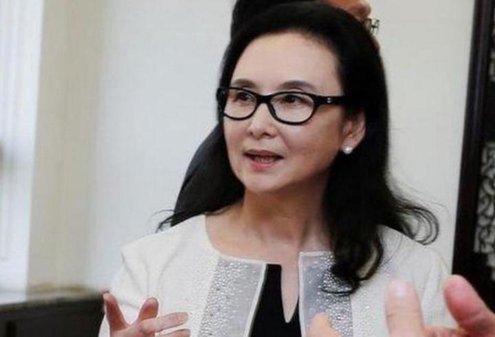 Con đường trở thành nữ tỷ phú của Hằng Nga đẹp nhất màn ảnh- Ảnh 2.