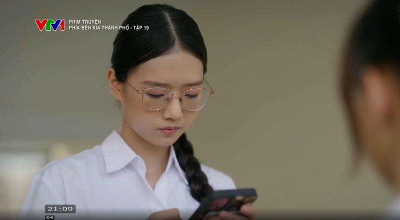 Cận cảnh nhan sắc nàng thơ mới của Vbiz: Ngây thơ thánh thiện tựa tình đầu, netizen năn nỉ “xin đừng dao kéo”- Ảnh 1.